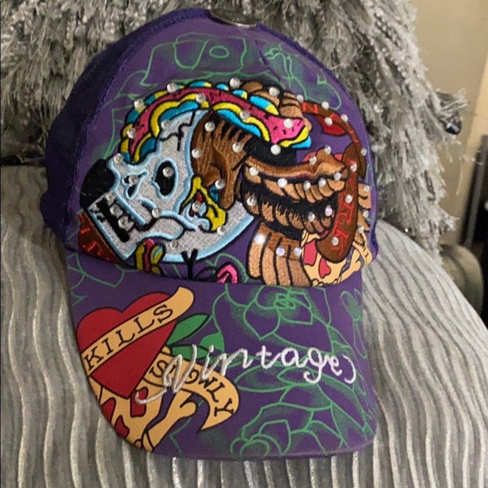 Hat - Picture 2 of 3